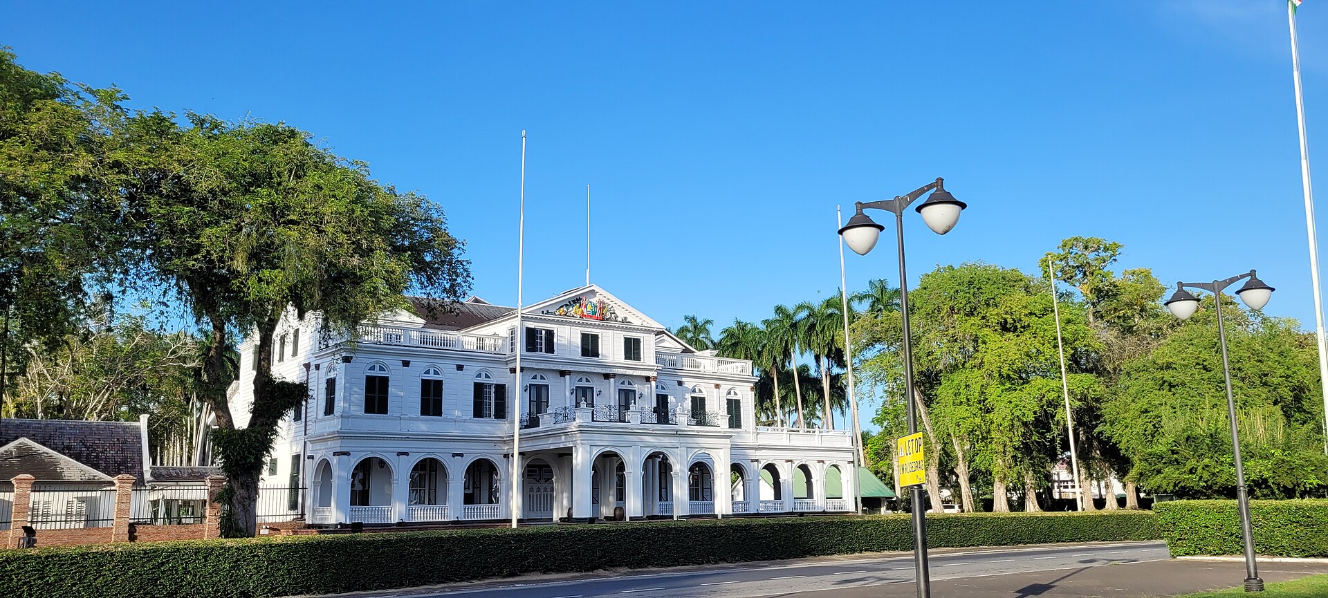 Suriname President Simons Uses Annual Address to Set 2027 Deficit at 4% of GDP